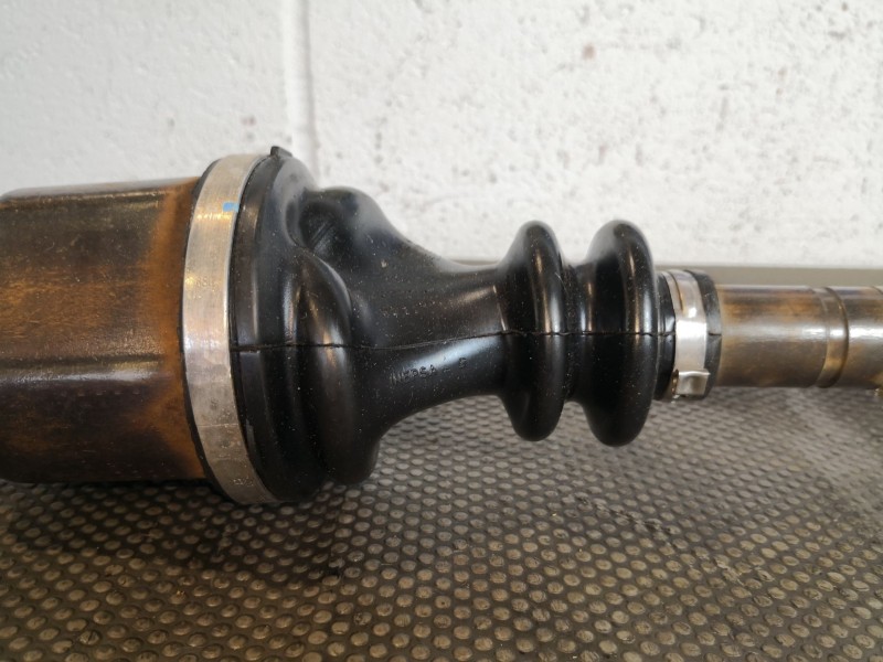 Recambio de transmision delantera derecha para renault clio ii fase ii (b/cb0) billabong referencia OEM IAM 8200266021   Recambio de transmision delantera derecha para renault clio ii fase ii (b/cb0) billabong referencia OEM IAM 8200266021