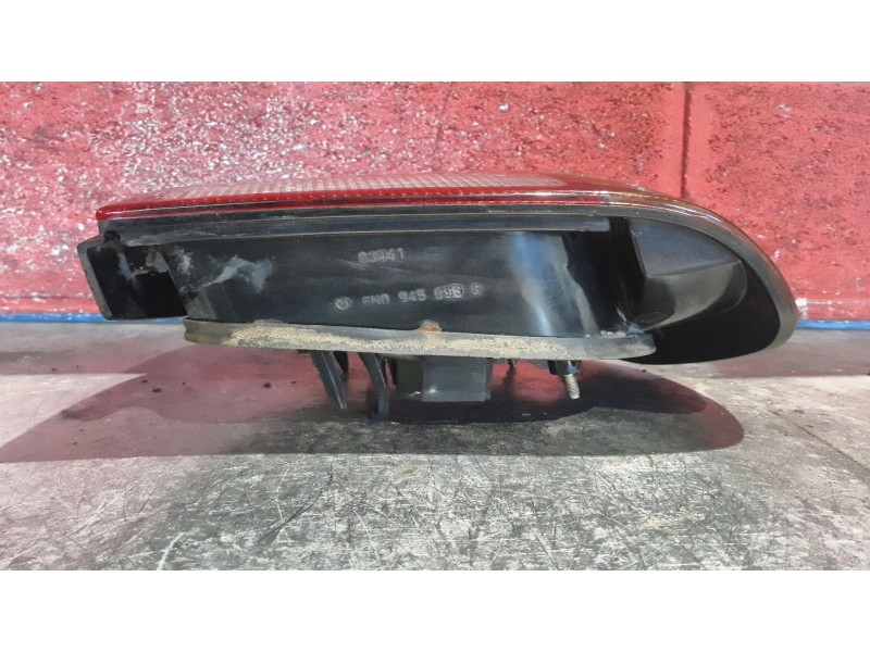 Recambio de piloto trasero derecho para volkswagen polo berlina (6n1) air | 09.94 - 12.98 air | 09.94 - 12.98 referencia OEM IAM