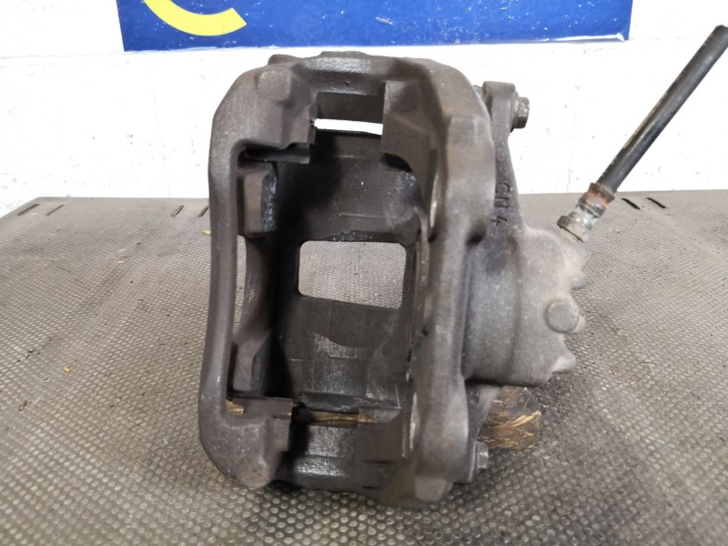 Recambio de pinza freno delantera izquierda para citroen c4 berlina 1.6 16v hdi fap referencia OEM IAM 0204Y01144  