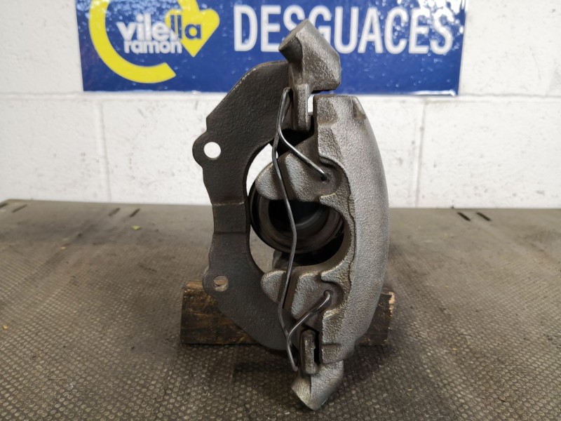 Recambio de pinza freno delantera izquierda para mazda 5 berl. (cr)  | 0.05 - ...  | 0.05 - ... referencia OEM IAM    Recambio de pinza freno delantera izquierda para mazda 5 berl. (cr)  | 0.05 - ...  | 0.05 - ... referencia OEM IAM