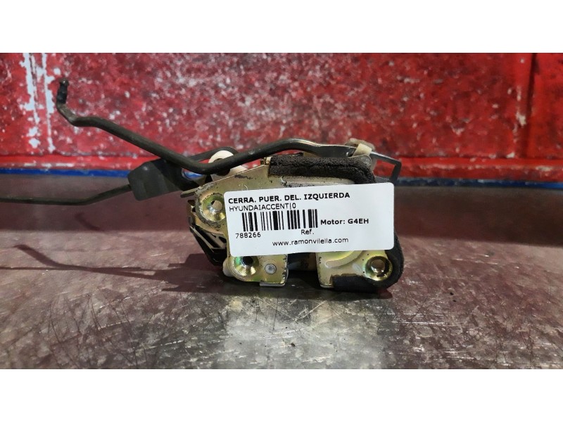 Recambio de cerra. puer. delantero izquierda para hyundai accent referencia OEM IAM    Recambio de cerra. puer. delantero izquierda para hyundai accent referencia OEM IAM