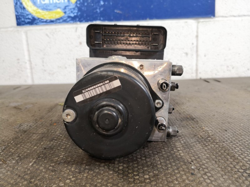 Recambio de abs para mazda 5 berl. (cr)  | 0.05 - ...  | 0.05 - ... referencia OEM IAM 06210950463   Recambio de abs para mazda 5 berl. (cr)  | 0.05 - ...  | 0.05 - ... referencia OEM IAM 06210950463