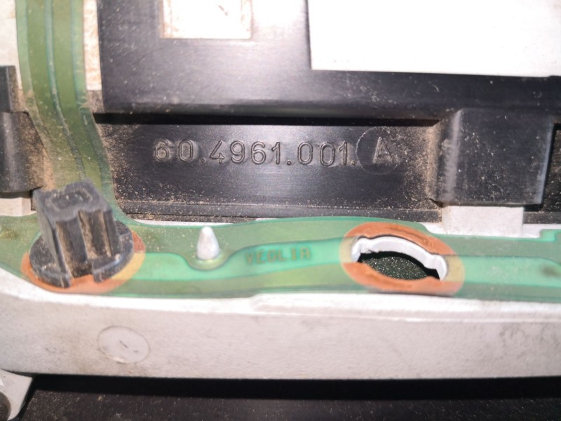 Recambio de cuadro instrumentos para citroen jumper 31c2.5d swb referencia OEM IAM 6047240020B 604961001A 