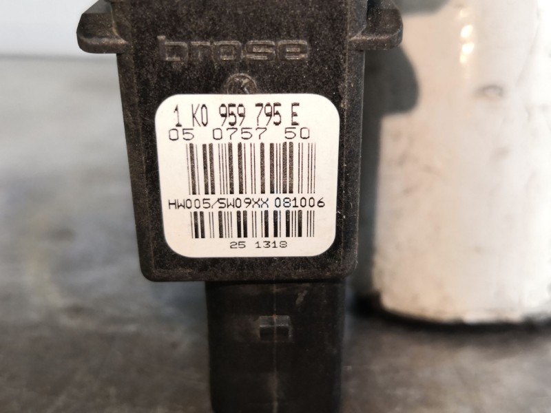 Recambio de motor elevalunas trasero izquierdo para volkswagen golf v berlina (1k1)  | 0.03 - 0.08  | 0.03 - 0.08 referencia OEM