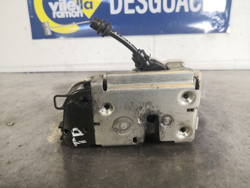 Recambio de cerradura puerta trasera derecha para citroen c3 1.4 hdi sx plus referencia OEM IAM    Recambio de cerradura puerta trasera derecha para citroen c3 1.4 hdi sx plus referencia OEM IAM