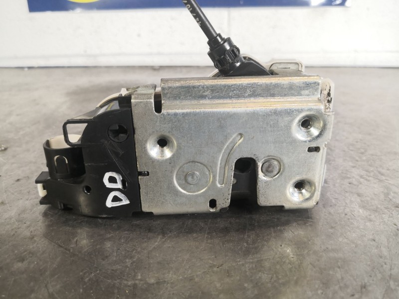 Recambio de cerradura puerta delantera derecha para citroen c3 1.4 hdi sx plus referencia OEM IAM    Recambio de cerradura puerta delantera derecha para citroen c3 1.4 hdi sx plus referencia OEM IAM