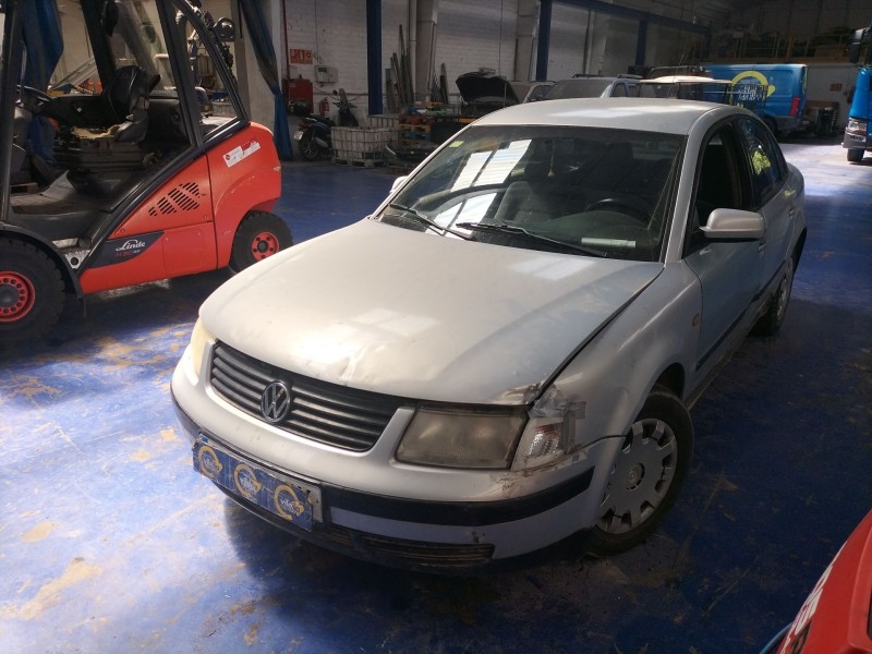 volkswagen passat berlina (3b2) del año 1998