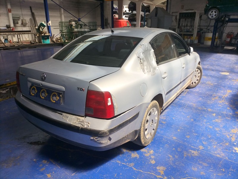 volkswagen passat berlina (3b2) del año 1998