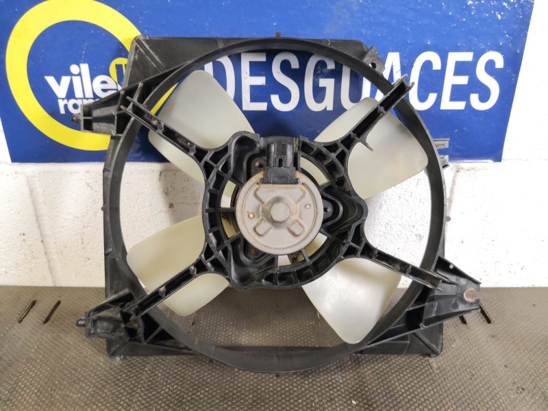 Recambio de electroventilador para mazda premacy (cp) 2.0 turbodiesel referencia OEM IAM    Recambio de electroventilador para mazda premacy (cp) 2.0 turbodiesel referencia OEM IAM