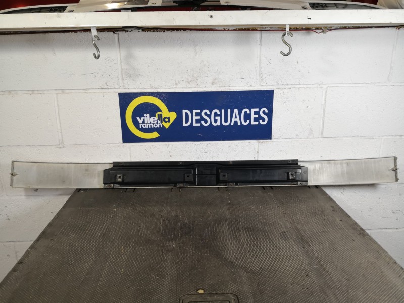 Recambio de rejilla delantera para citroen jumper 31c2.5d swb referencia OEM IAM   