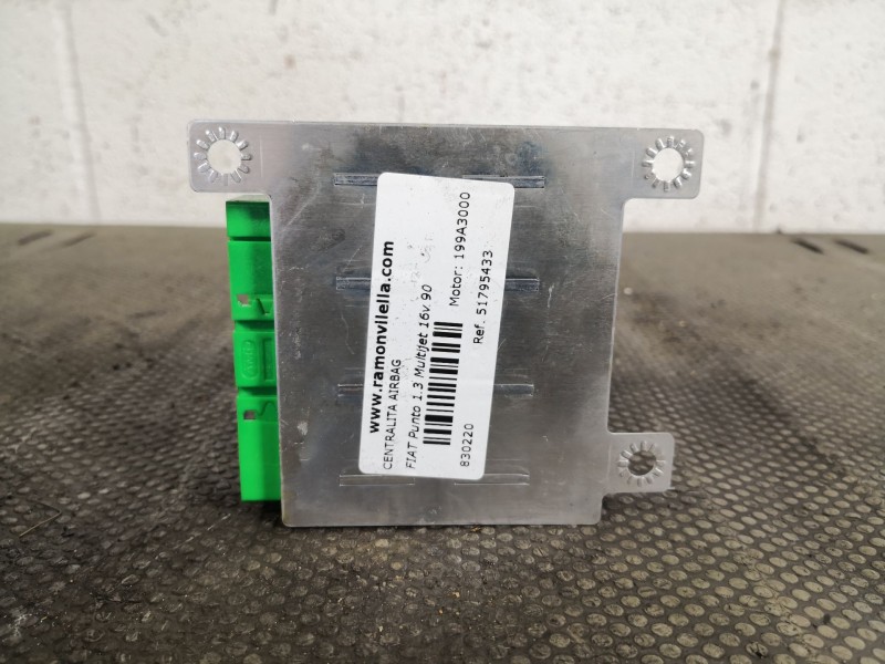 Recambio de centralita airbag para fiat punto 1.3 multijet 16v 90 dynamic referencia OEM IAM 51795433  