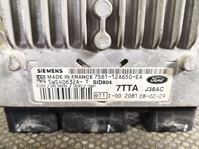 Recambio de centralita motor uce para ford fiesta (cbk) 1.4 tdci cat | 0.01 - ... 1.4 tdci cat | 0.01 - ... referencia OEM IAM 7