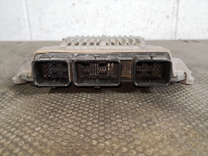 Recambio de centralita motor uce para ford fiesta (cbk) 1.4 tdci cat | 0.01 - ... 1.4 tdci cat | 0.01 - ... referencia OEM IAM 7