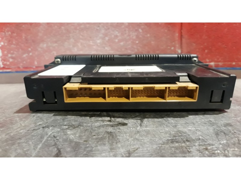 Recambio de mando climatizador para audi a3 (8l) 1.8 20v | 0.96 - ... 1.8 20v | 0.96 - ... referencia OEM IAM 8L0820043D  