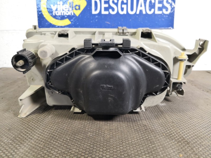 Recambio de faro izquierdo para renault r19 r19 chamade 1.4 tr 4v. referencia OEM IAM 7700815995A  
