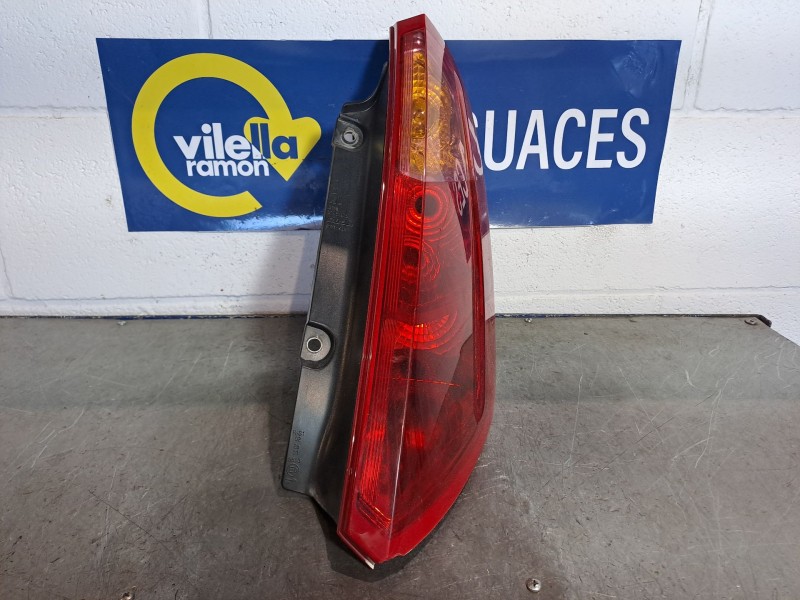 Recambio de piloto trasero derecho para fiat punto 1.3 multijet 16v 90 dynamic referencia OEM IAM 51701590   Recambio de piloto trasero derecho para fiat punto 1.3 multijet 16v 90 dynamic referencia OEM IAM 51701590