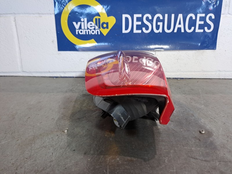 Recambio de piloto trasero derecho para fiat punto 1.3 multijet 16v 90 dynamic referencia OEM IAM 51701590   Recambio de piloto trasero derecho para fiat punto 1.3 multijet 16v 90 dynamic referencia OEM IAM 51701590