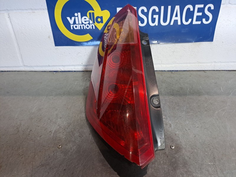 Recambio de piloto trasero izquierdo para fiat punto 1.3 multijet 16v 90 dynamic referencia OEM IAM 51701589   Recambio de piloto trasero izquierdo para fiat punto 1.3 multijet 16v 90 dynamic referencia OEM IAM 51701589