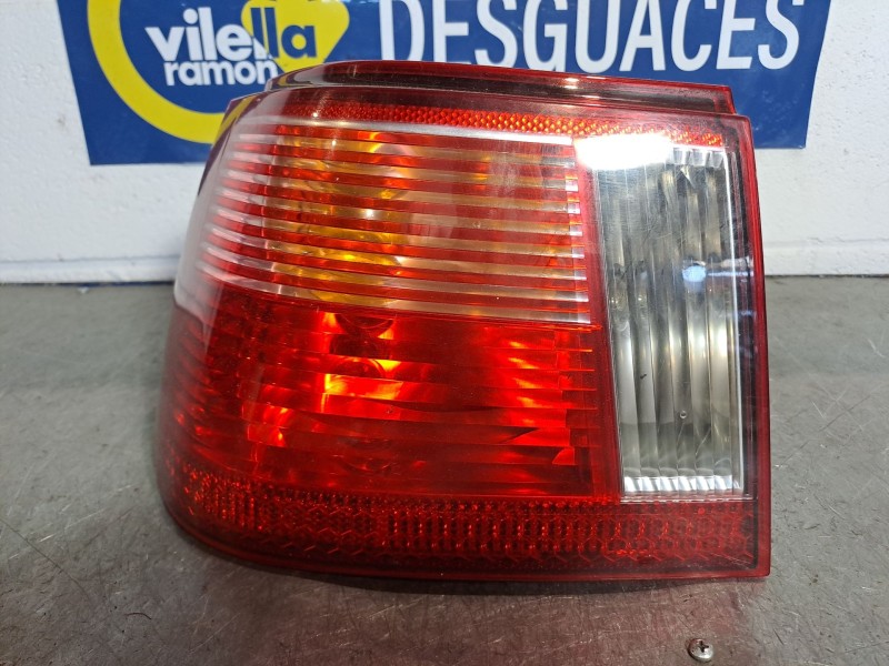 Recambio de piloto trasero izquierdo para seat ibiza (6k1) 1.4 referencia OEM IAM 6K6945095J   Recambio de piloto trasero izquierdo para seat ibiza (6k1) 1.4 referencia OEM IAM 6K6945095J