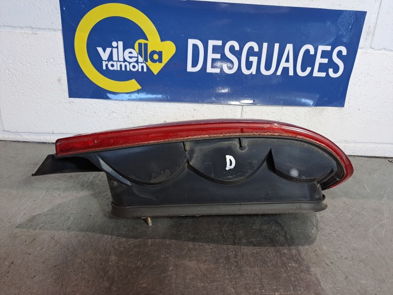 Recambio de piloto trasero derecho para peugeot 306 (7b, n3, n5) 1.9 d referencia OEM IAM    Recambio de piloto trasero derecho para peugeot 306 (7b, n3, n5) 1.9 d referencia OEM IAM
