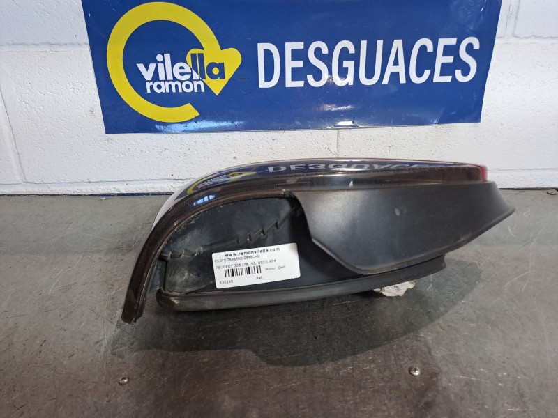 Recambio de piloto trasero derecho para peugeot 306 (7b, n3, n5) 1.9 d referencia OEM IAM    Recambio de piloto trasero derecho para peugeot 306 (7b, n3, n5) 1.9 d referencia OEM IAM