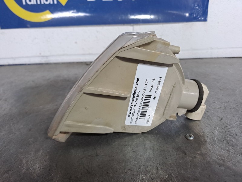 Recambio de piloto delantero derecho para renault r19 r19 chamade 1.4 tr 4v. referencia OEM IAM 7700815978  