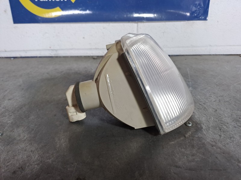 Recambio de piloto delantero derecho para renault r19 r19 chamade 1.4 tr 4v. referencia OEM IAM 7700815978  