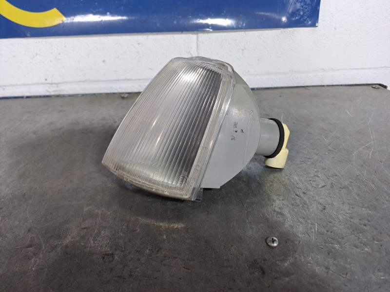 Recambio de piloto delantero izquierdo para renault r19 r19 chamade 1.4 tr 4v. referencia OEM IAM 7700815977  