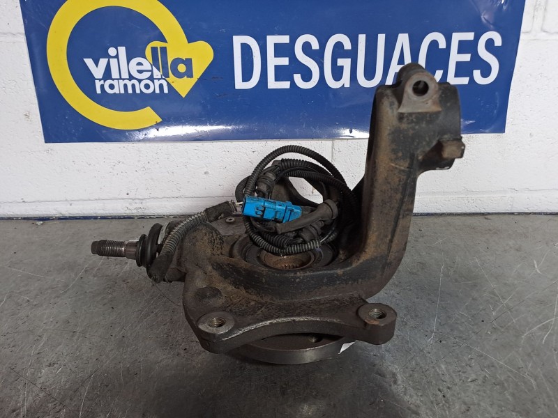 Recambio de mangueta delantera izquierda para citroen c5 berlina 2.2 hdi fap referencia OEM IAM   