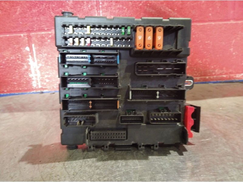 Recambio de caja reles fusibles para opel vectra c berlina comfort | 02.02 - 12.05 comfort | 02.02 - 12.05 referencia OEM IAM 13