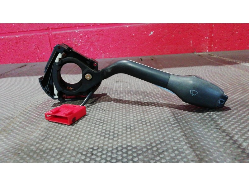 Recambio de mando limpia para volkswagen polo referencia OEM IAM   