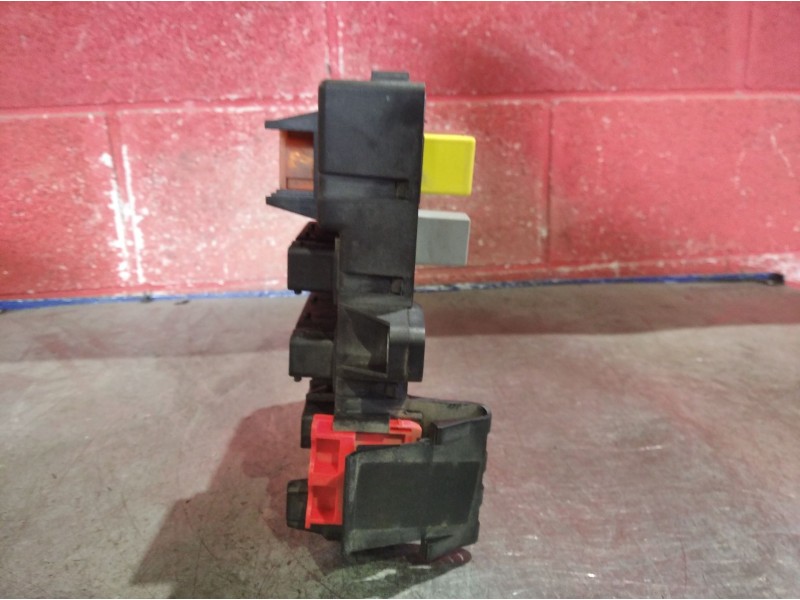 Recambio de caja reles fusibles para opel vectra c berlina comfort | 02.02 - 12.05 comfort | 02.02 - 12.05 referencia OEM IAM 13