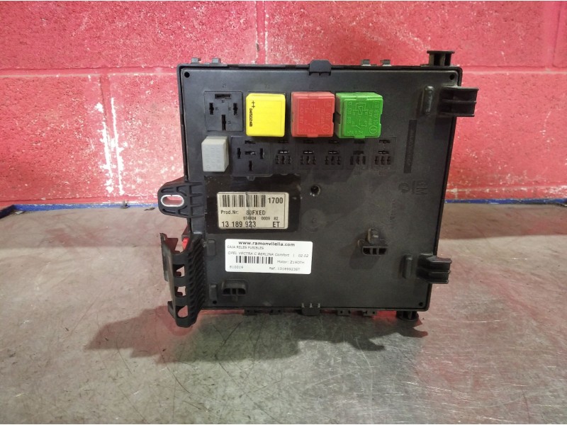 Recambio de caja reles fusibles para opel vectra c berlina comfort | 02.02 - 12.05 comfort | 02.02 - 12.05 referencia OEM IAM 13