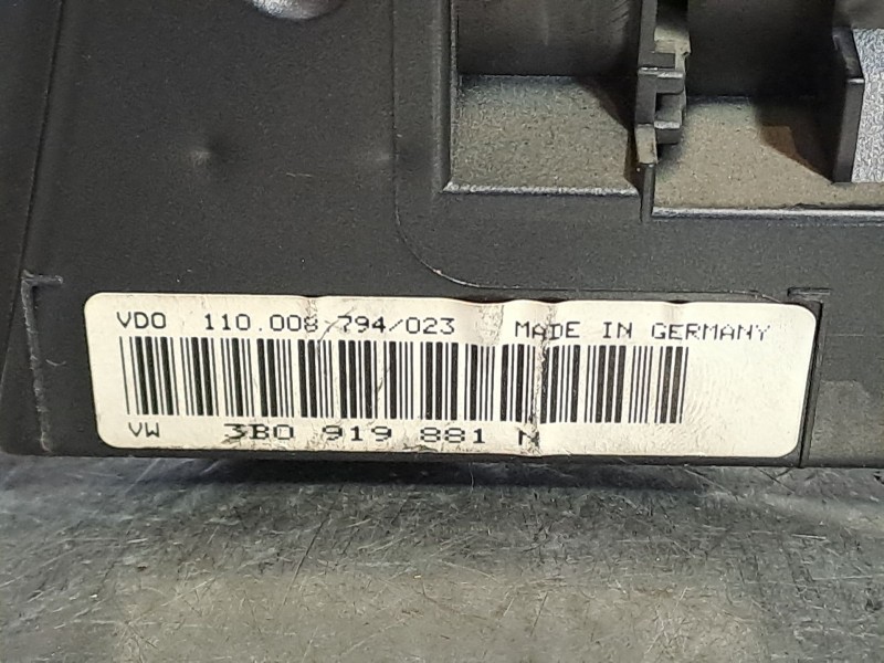 Recambio de cuadro instrumentos para volkswagen passat berlina (3b2) 1.9 tdi referencia OEM IAM 3B0919881N 110008794023 