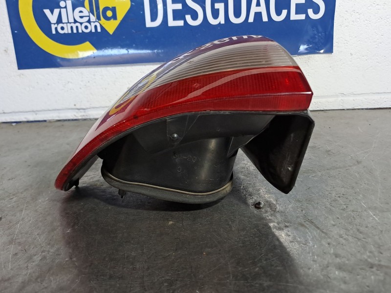 Recambio de piloto trasero izquierdo para renault megane i classic (la0) 1.9 dt alize referencia OEM IAM   