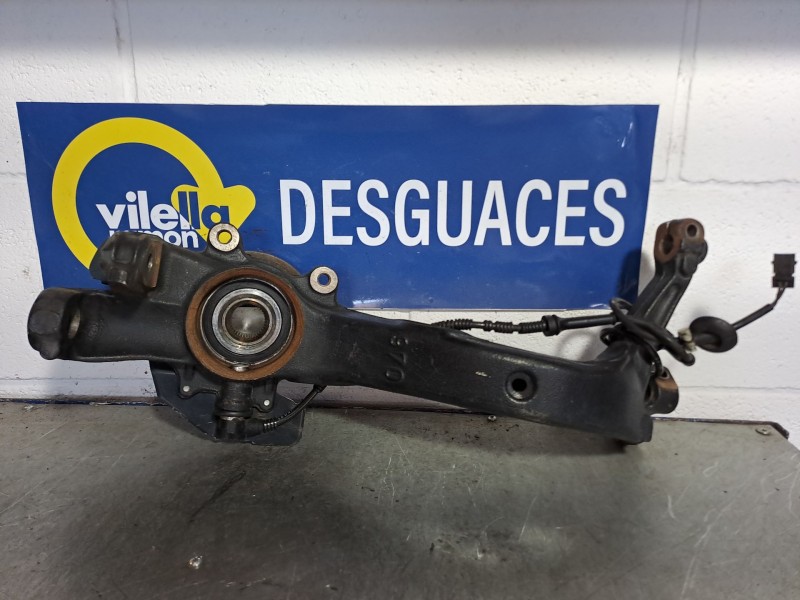 Recambio de mangueta delantera izquierda para volkswagen passat berlina (3b2) 1.9 tdi referencia OEM IAM   