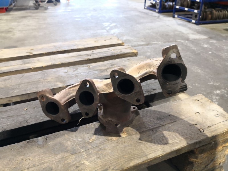 Recambio de colector escape para citroen saxo 1.4 vsx referencia OEM IAM    Recambio de colector escape para citroen saxo 1.4 vsx referencia OEM IAM