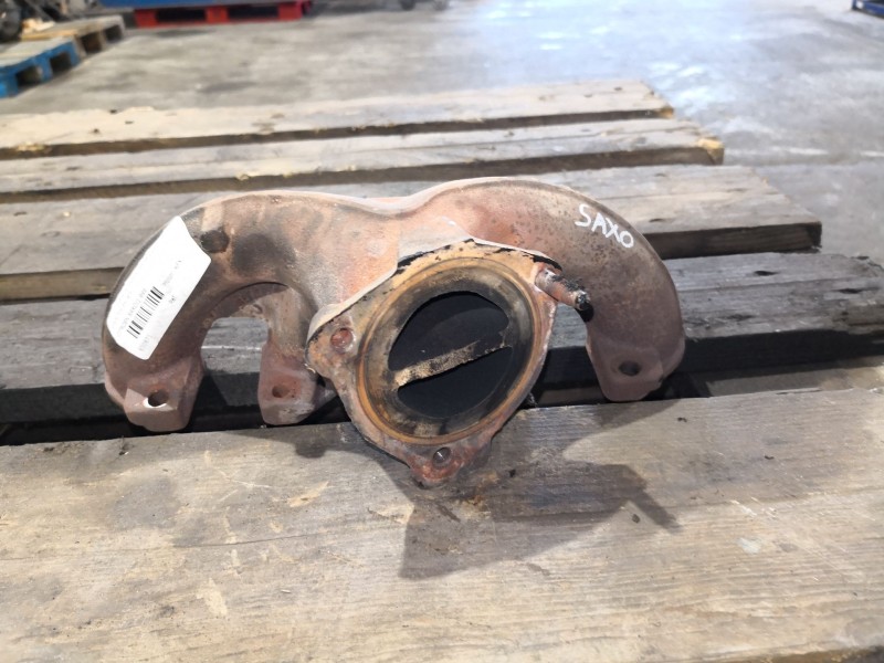 Recambio de colector escape para citroen saxo 1.4 vsx referencia OEM IAM    Recambio de colector escape para citroen saxo 1.4 vsx referencia OEM IAM