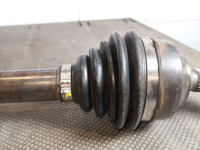 Recambio de transmision delantera derecha para peugeot 306 (7b, n3, n5) 1.9 d referencia OEM IAM    Recambio de transmision delantera derecha para peugeot 306 (7b, n3, n5) 1.9 d referencia OEM IAM