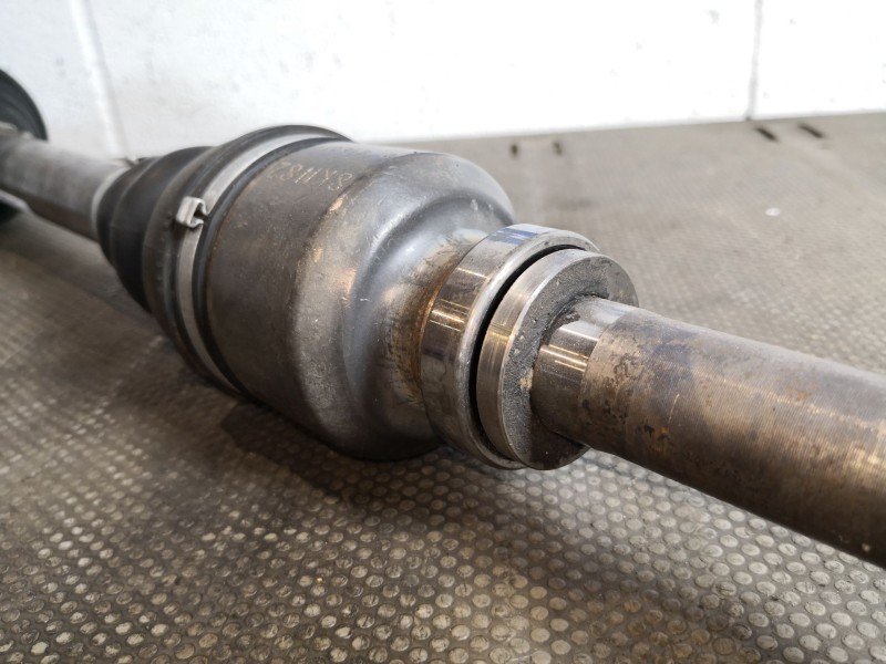 Recambio de transmision delantera derecha para peugeot 306 (7b, n3, n5) 1.9 d referencia OEM IAM    Recambio de transmision delantera derecha para peugeot 306 (7b, n3, n5) 1.9 d referencia OEM IAM