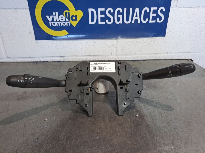 Recambio de mando limpia para citroen c5 berlina business referencia OEM IAM 967020602XT   Recambio de mando limpia para citroen c5 berlina business referencia OEM IAM 967020602XT