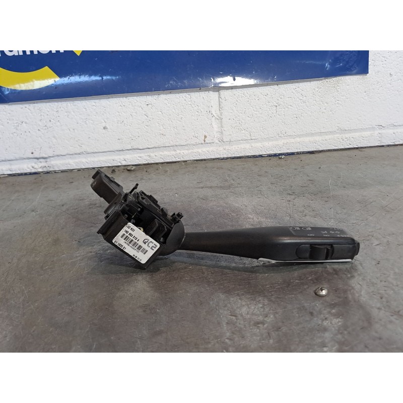 Recambio de mando intermitentes para volkswagen golf v berlina (1k1) 2.0 tdi | 0.03 - 0.08 2.0 tdi | 0.03 - 0.08 referencia OEM 