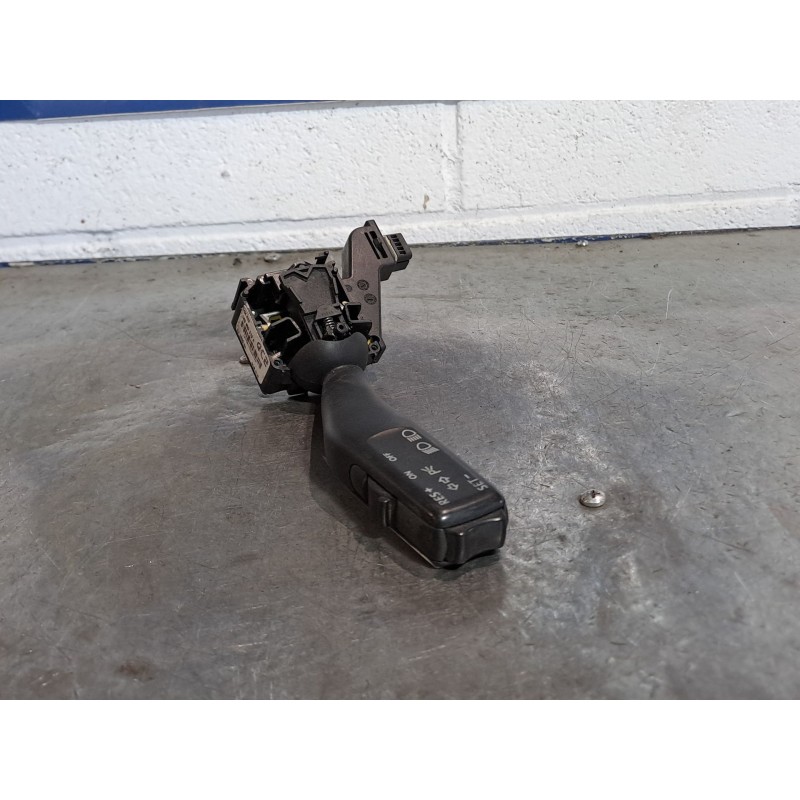 Recambio de mando intermitentes para volkswagen golf v berlina (1k1) 2.0 tdi | 0.03 - 0.08 2.0 tdi | 0.03 - 0.08 referencia OEM 