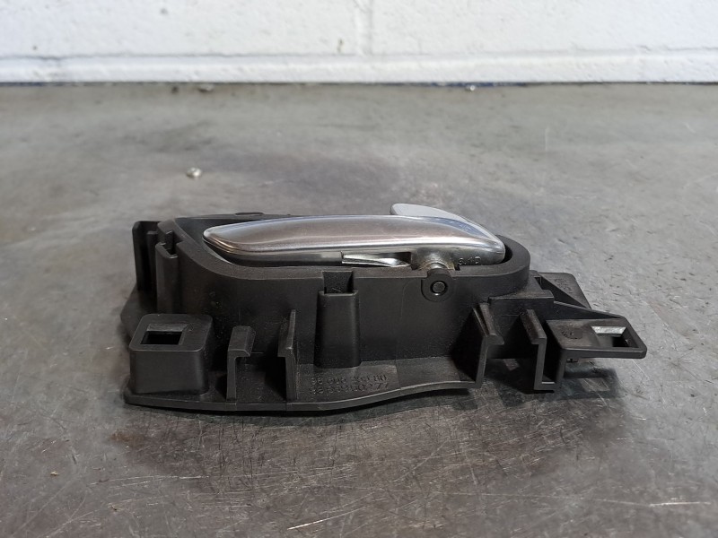 Recambio de maneta interior delantera derecha para citroen c5 berlina business referencia OEM IAM    Recambio de maneta interior delantera derecha para citroen c5 berlina business referencia OEM IAM