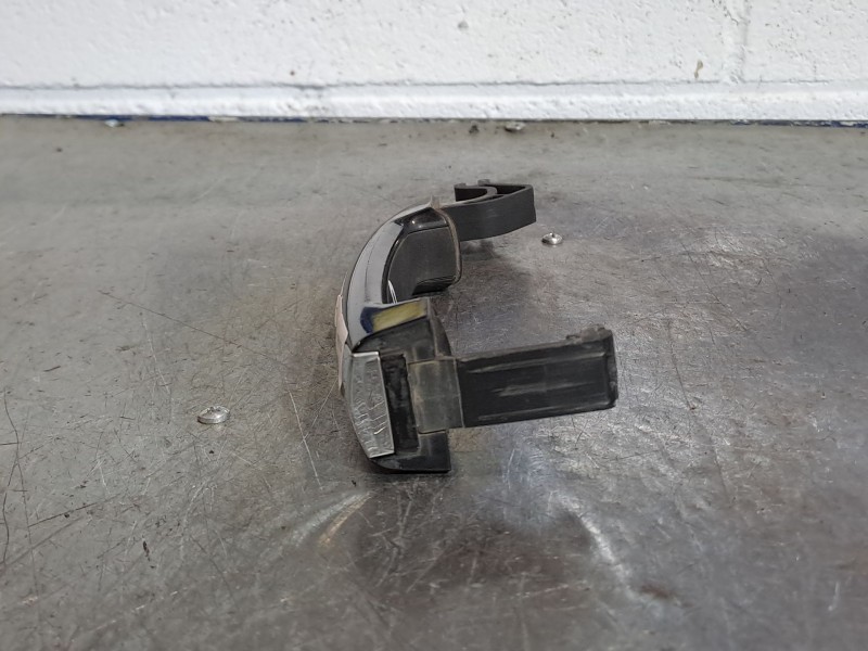 Recambio de maneta exterior delantera derecha para citroen c5 berlina business referencia OEM IAM    Recambio de maneta exterior delantera derecha para citroen c5 berlina business referencia OEM IAM