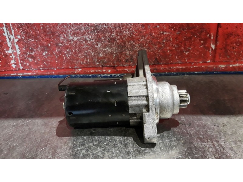 Recambio de motor arranque para volkswagen polo (9n1) 1.2 12v | 0.01 - ... 1.2 12v | 0.01 - ... referencia OEM IAM 0001120400 02