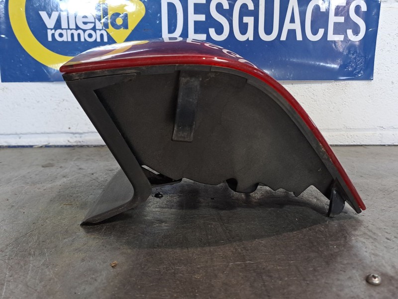 Recambio de piloto trasero derecho para fiat stilo multi wagon (192)  | 0.03 - ...  | 0.03 - ... referencia OEM IAM    Recambio de piloto trasero derecho para fiat stilo multi wagon (192)  | 0.03 - ...  | 0.03 - ... referencia OEM IAM