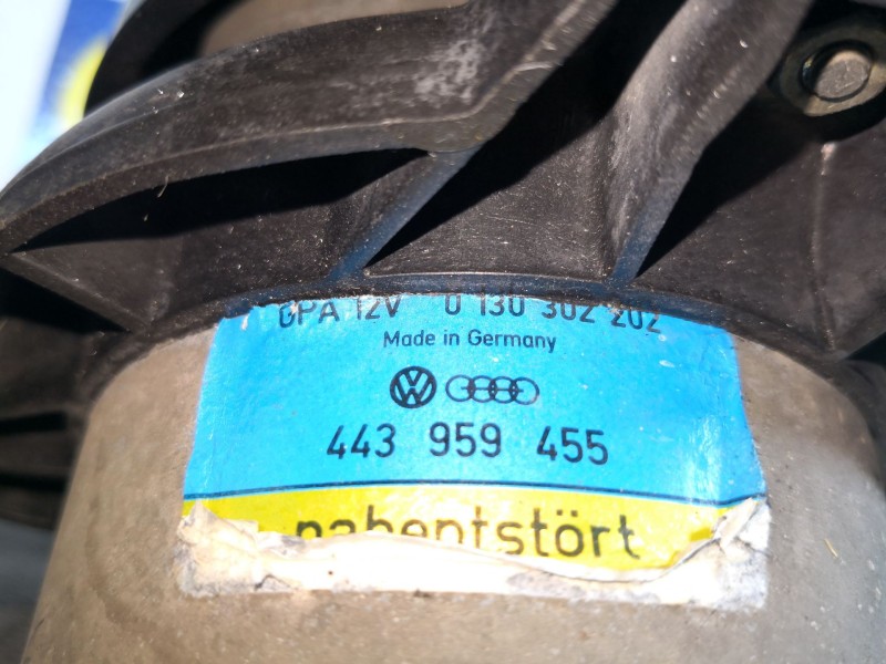 Recambio de electroventilador para volkswagen caravelle caravelle 2.4 d referencia OEM IAM    Recambio de electroventilador para volkswagen caravelle caravelle 2.4 d referencia OEM IAM