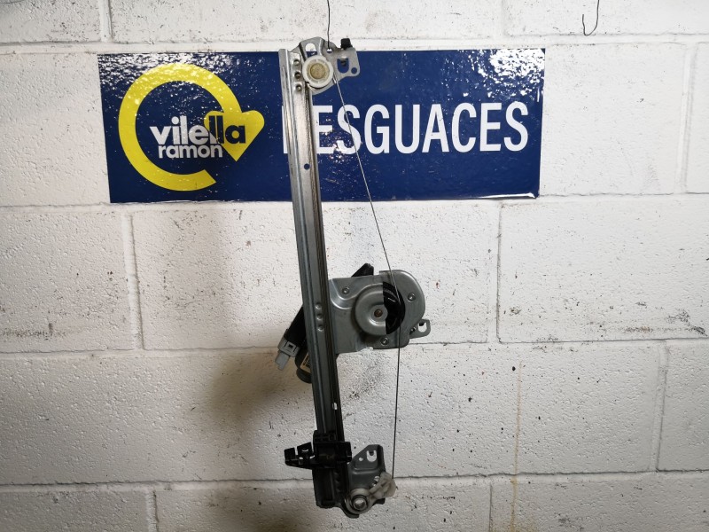 Recambio de elevalunas delantero derecho para citroen c3 1.4 hdi sx plus referencia OEM IAM    Recambio de elevalunas delantero derecho para citroen c3 1.4 hdi sx plus referencia OEM IAM