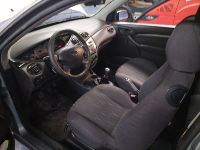 ford focus berlina (cak) 1.6 16v cat | 0.98 - ... del año 2004